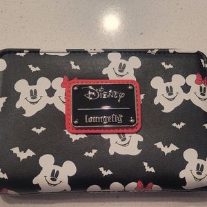 Loungefly ghost wallet